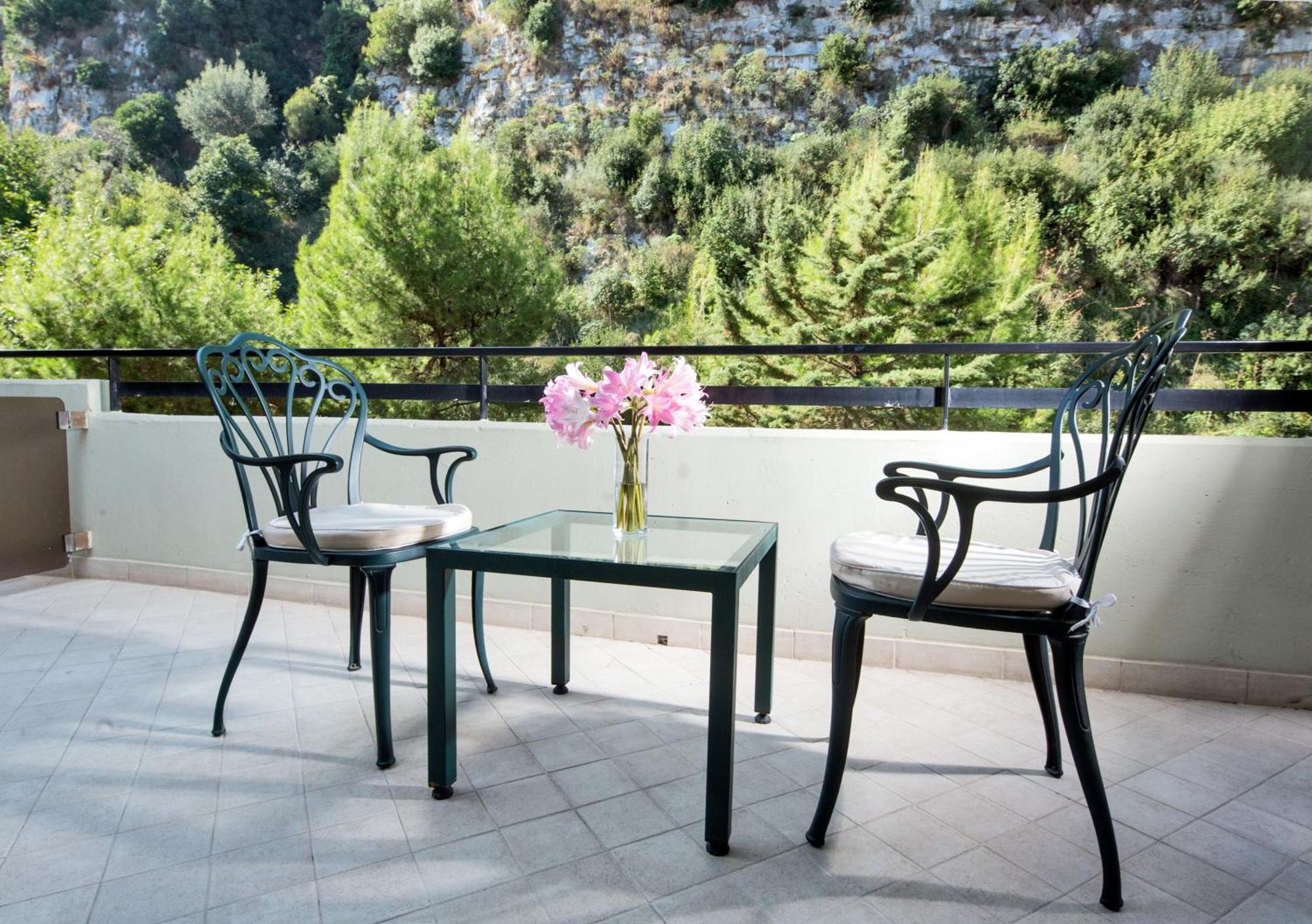 Hilton Sorrento Palace Esterno foto